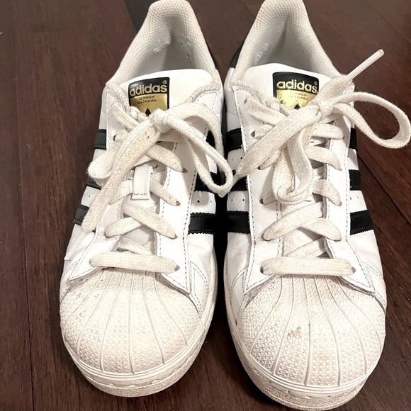 adidas Shoes - Adidas Superstars
